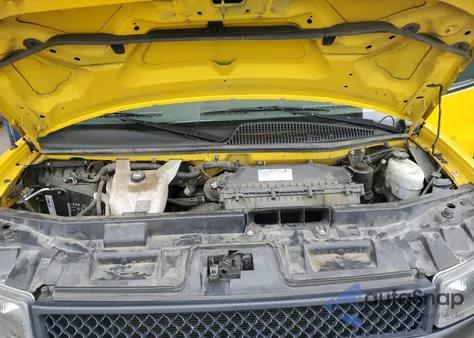 2021 Chevrolet Express G2500 из США, поврежденный, VIN 1GCWGAFP6M1174851